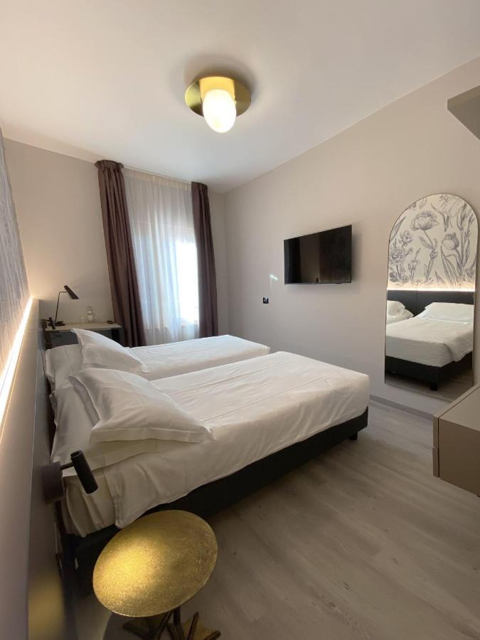 Hotel Astoria Garda  Luaran gambar